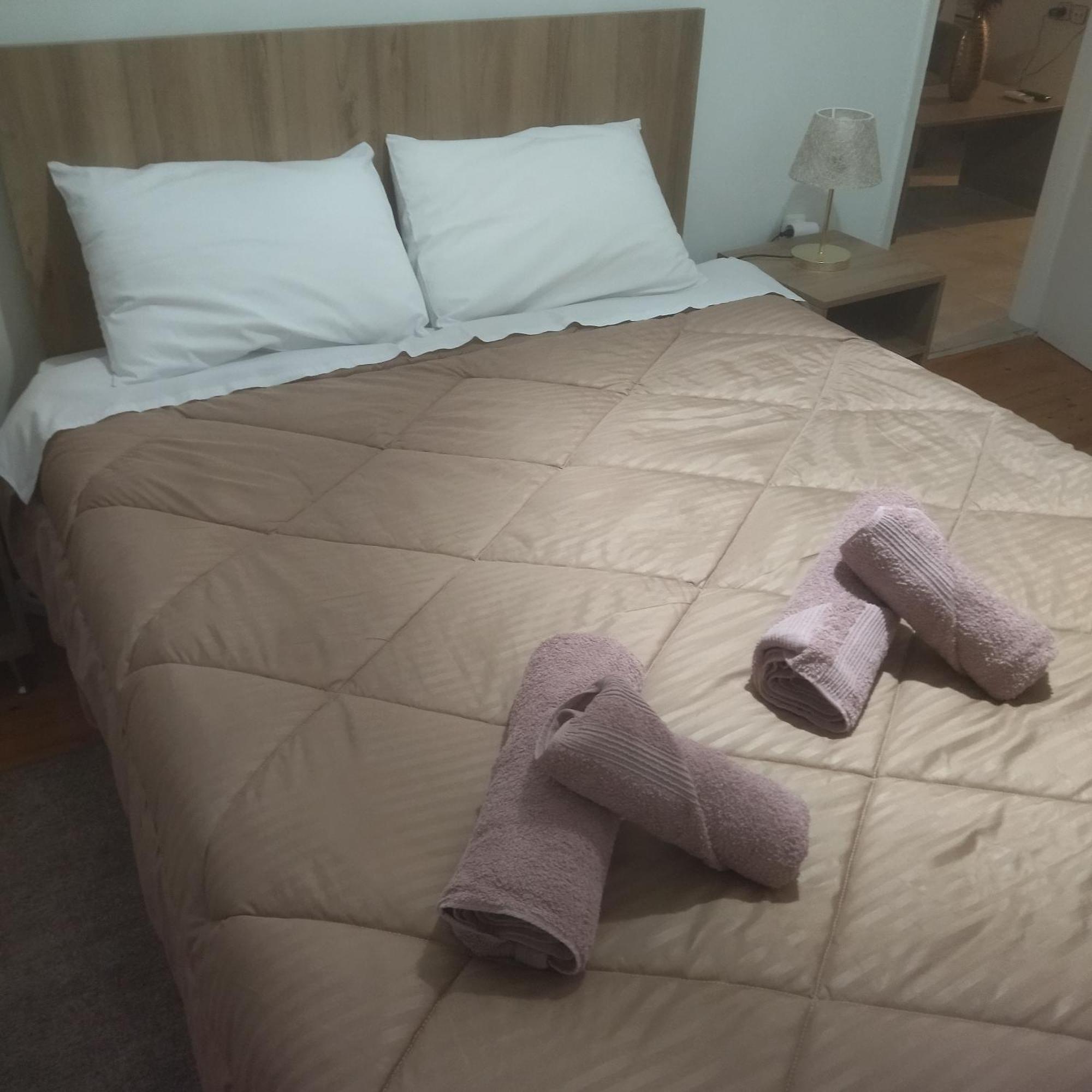 Anibo Studios And Apartments Zero Point 52 Thessaloníki Luaran gambar